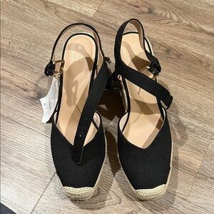 Time and Tru Black and Tan Espadrille Wedges